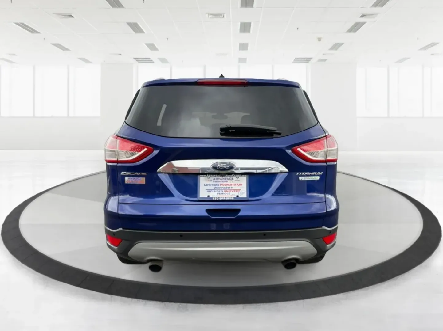 2015 Ford Escape Titanium (1FMCU0J92FU) with an 2.0L L4 DOHC 16V engine, 6-Speed Automatic transmission, located at 880 E. National Road, Vandalia, OH, 45377, (937) 908-9800, 39.891918, -84.183594 - **Adventure Awaits with the 2015 Ford Escape Titanium Your Ideal SUV for Every Journey!**<br /> <br /> Are you looking for the perfect vehicle to accommodate family outings, weekend adventures, or long commutes? The 2015 Ford Escape Titanium, available now at Advantage Car and Credit in Vandalia, O - Photo#3