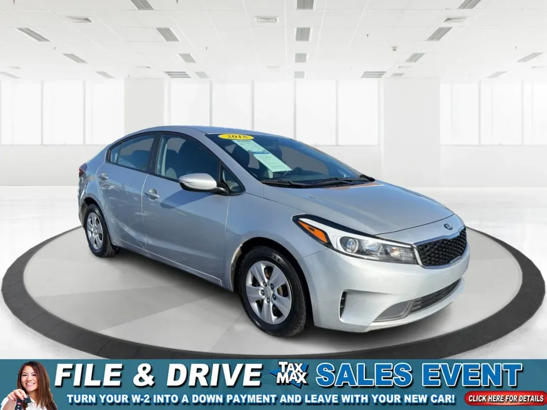 2018 Kia Forte LX (3KPFK4A72JE) with an 2L I-4 DOHC engine, located at 1230 East Main St, Xenia, OH, 45385, (937) 908-9800, 39.688026, -83.910172 - 2018 Kia Forte LX - Photo#0