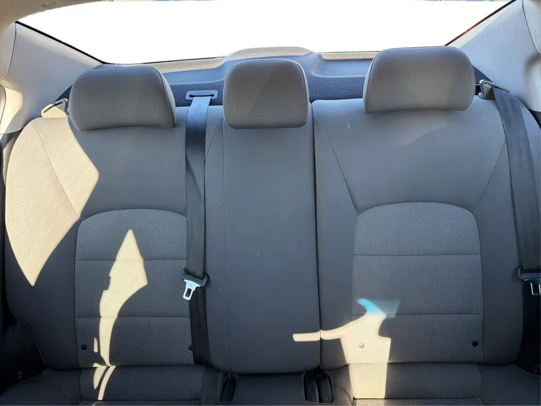 2018 Kia Forte LX (3KPFK4A72JE) with an 2L I-4 DOHC engine, located at 1230 East Main St, Xenia, OH, 45385, (937) 908-9800, 39.688026, -83.910172 - 2018 Kia Forte LX - Photo#14