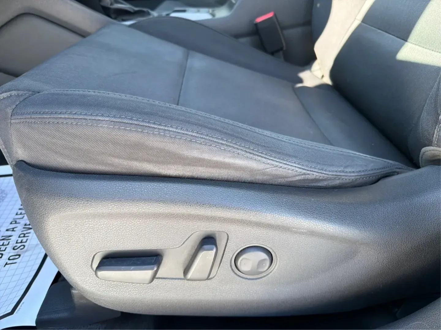 2018 Hyundai Tucson SEL (KM8J3CA43JU) with an Nu 2L I-4 gasoline direct injection engine, located at 8750 N County Rd 25A, Piqua, OH, 45356, (937) 908-9800, 40.164391, -84.232513 - Are you ready to elevate your adventures? Whether you're a growing family in need of a reliable SUV or a commuter looking for comfort on long drives, this 2018 Hyundai Tucson SEL is your ticket to a life filled with experiences. Discover the perfect blend of performance, safety, and technology at Ad - Photo#17