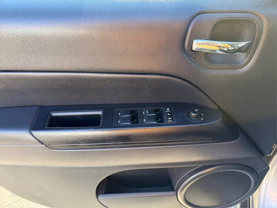 2016 Jeep Patriot High Altitude Edition (1C4NJRFB2GD) with an 2.4L I-4 DOHC engine, located at 401 Woodman Dr, Riverside, OH, 45431, (937) 908-9800, 39.760899, -84.123421 - 2016 Jeep Patriot High Altitude Edition - Photo#18