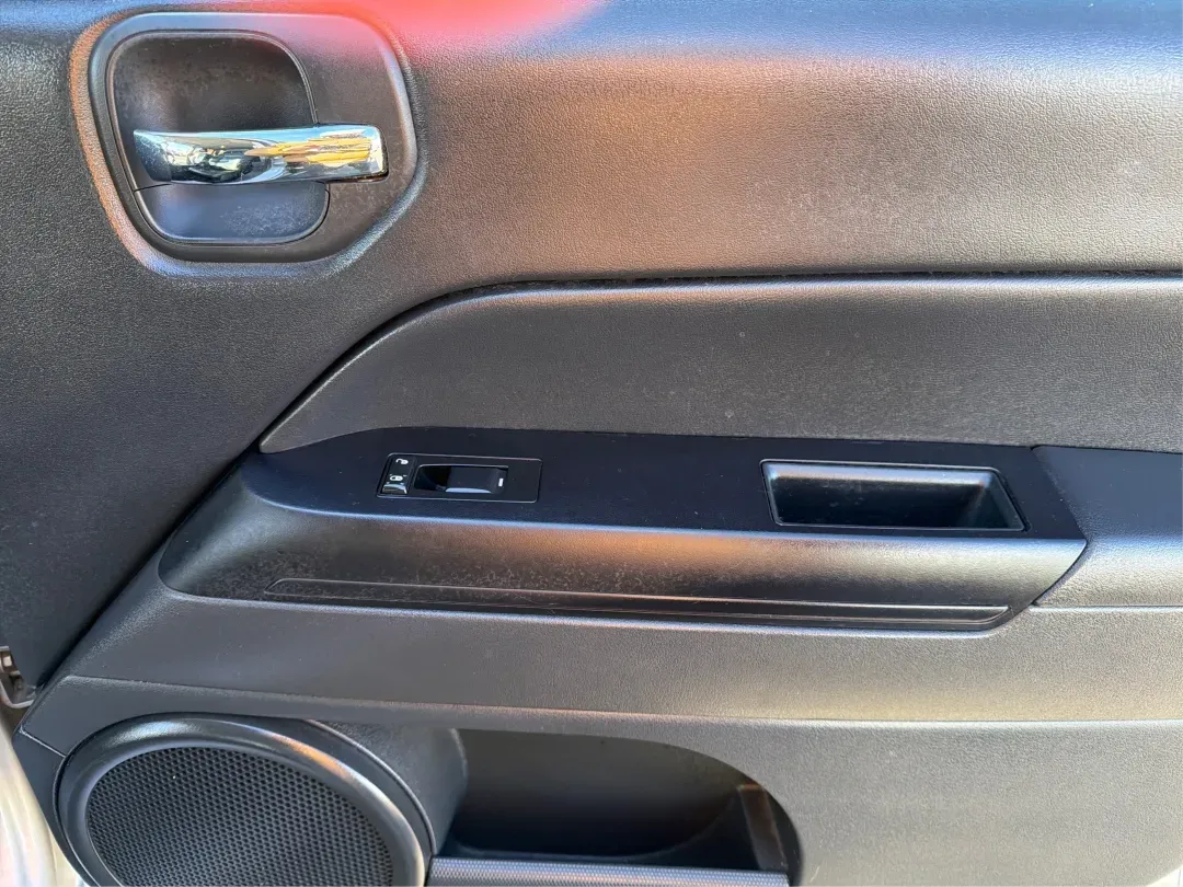 2016 Jeep Patriot High Altitude Edition (1C4NJRFB2GD) with an 2.4L I-4 DOHC engine, located at 401 Woodman Dr, Riverside, OH, 45431, (937) 908-9800, 39.760899, -84.123421 - 2016 Jeep Patriot High Altitude Edition - Photo#19