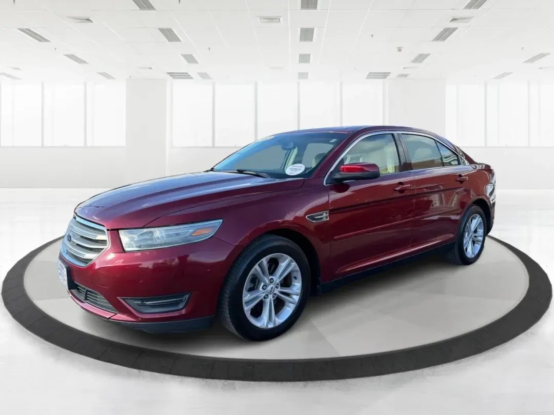 2014 Ford Taurus SEL (1FAHP2E85EG) with an EcoBoost 2L I-4 gasoline direct injection engine, located at 1230 East Main St, Xenia, OH, 45385, (937) 908-9800, 39.688026, -83.910172 - 2014 Ford Taurus SEL - Photo#8
