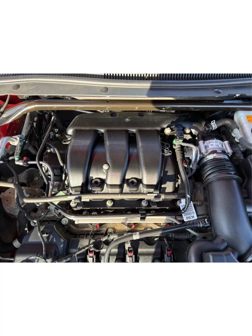 2014 Ford Taurus SEL (1FAHP2E85EG) with an EcoBoost 2L I-4 gasoline direct injection engine, located at 1230 East Main St, Xenia, OH, 45385, (937) 908-9800, 39.688026, -83.910172 - 2014 Ford Taurus SEL - Photo#11