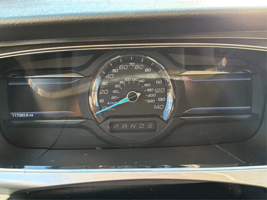 2014 Ford Taurus SEL (1FAHP2E85EG) with an EcoBoost 2L I-4 gasoline direct injection engine, located at 1230 East Main St, Xenia, OH, 45385, (937) 908-9800, 39.688026, -83.910172 - 2014 Ford Taurus SEL - Photo#15