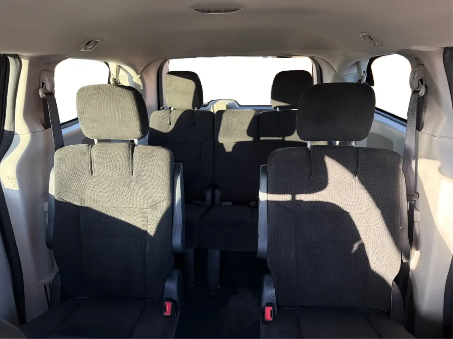 2016 Dodge Grand Caravan American Value Pkg (2C4RDGBG7GR) with an Pentastar 3.6L V-6 DOHC engine, 6A transmission, located at 4508 South Dixie Dr, Moraine, OH, 45439, (937) 908-9800, 39.689976, -84.218452 - **Discover the Freedom of Family Adventures with the 2016 Dodge Grand Caravan at Advantage Car and Credit - Moraine!**<br /> <br /> Are you ready to transform your family outings into unforgettable adventures? The 2016 Dodge Grand Caravan is the perfect companion for busy parents, spacious enough to - Photo#14