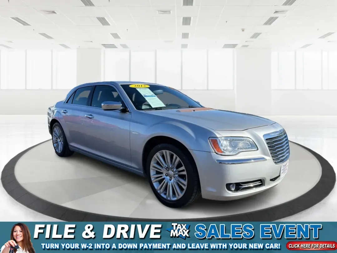 2012 Chrysler 300 Limited (2C3CCACG1CH) with an 3.6L V-6 DOHC engine, located at 8750 N County Rd 25A, Piqua, OH, 45356, (937) 908-9800, 40.164391, -84.232513 - **Elevate Your Driving Experience with the 2012 Chrysler 300 Limited!**<br /> <br /> Are you ready to redefine your daily commute or weekend adventures? The 2012 Chrysler 300 Limited is not just a vehicle; it's an experience that combines style, comfort, and advanced technology. Perfect for budget-c - Photo#0