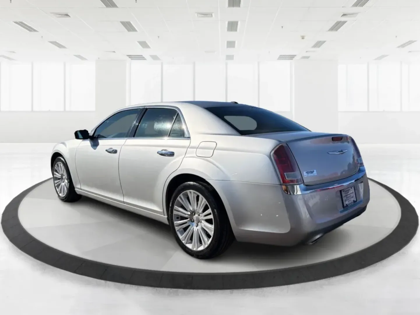 2012 Chrysler 300 Limited (2C3CCACG1CH) with an 3.6L V-6 DOHC engine, located at 8750 N County Rd 25A, Piqua, OH, 45356, (937) 908-9800, 40.164391, -84.232513 - **Elevate Your Driving Experience with the 2012 Chrysler 300 Limited!**<br /> <br /> Are you ready to redefine your daily commute or weekend adventures? The 2012 Chrysler 300 Limited is not just a vehicle; it's an experience that combines style, comfort, and advanced technology. Perfect for budget-c - Photo#4