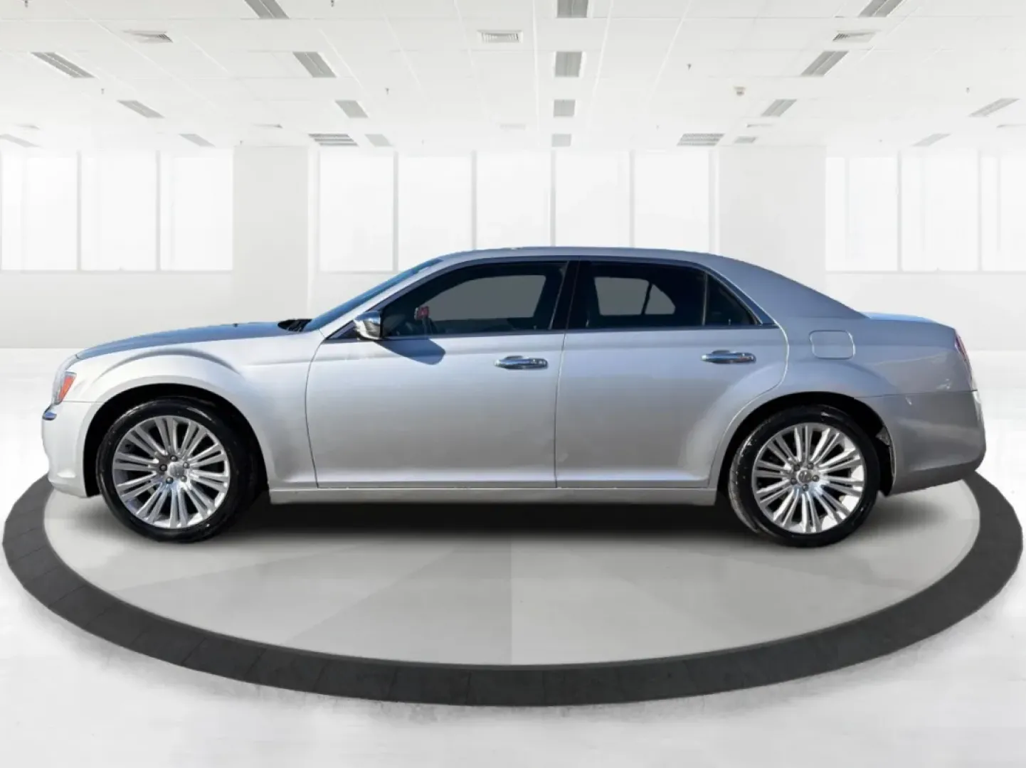 2012 Chrysler 300 Limited (2C3CCACG1CH) with an 3.6L V-6 DOHC engine, located at 8750 N County Rd 25A, Piqua, OH, 45356, (937) 908-9800, 40.164391, -84.232513 - **Elevate Your Driving Experience with the 2012 Chrysler 300 Limited!**<br /> <br /> Are you ready to redefine your daily commute or weekend adventures? The 2012 Chrysler 300 Limited is not just a vehicle; it's an experience that combines style, comfort, and advanced technology. Perfect for budget-c - Photo#5