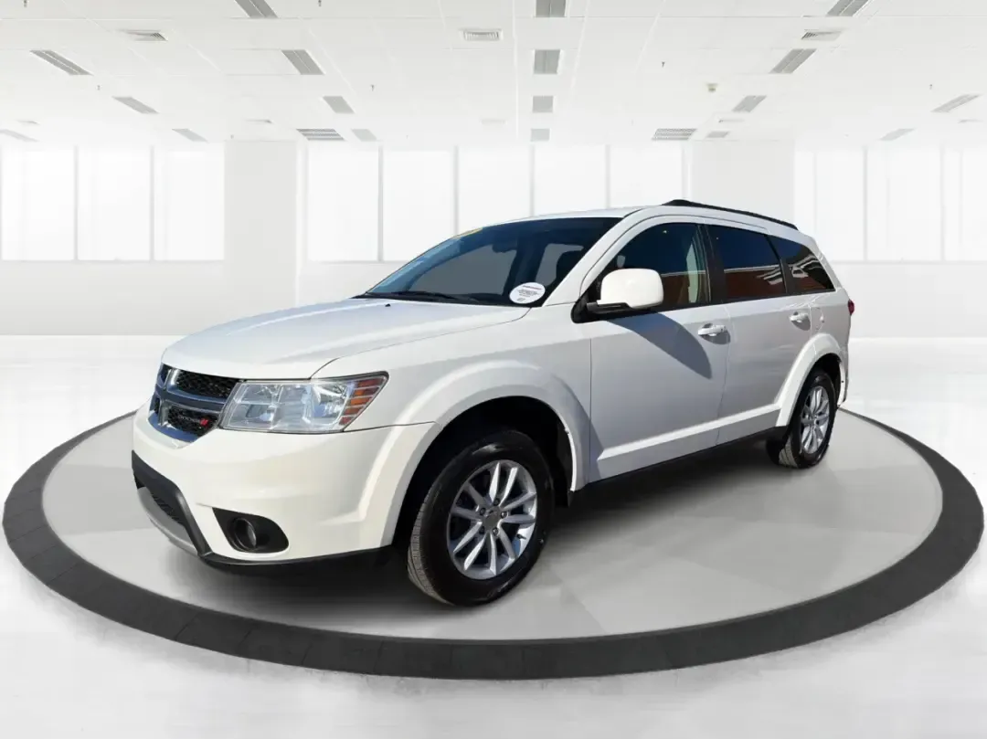 2016 Dodge Journey SXT (3C4PDCBG8GT) with an 3.6L V6 DOHC 24V engine, 4A transmission, located at 401 Woodman Dr, Riverside, OH, 45431, (937) 908-9800, 39.760899, -84.123421 - **Unleash Your Adventurous Spirit with the 2016 Dodge Journey SXT A Perfect SUV for Family Escapades!**<br /> <br /> Are you a growing family looking for the ideal vehicle to accommodate your lifestyle? Or perhaps you need a reliable SUV that excels in both daily commutes and weekend adventures? Lo - Photo#8