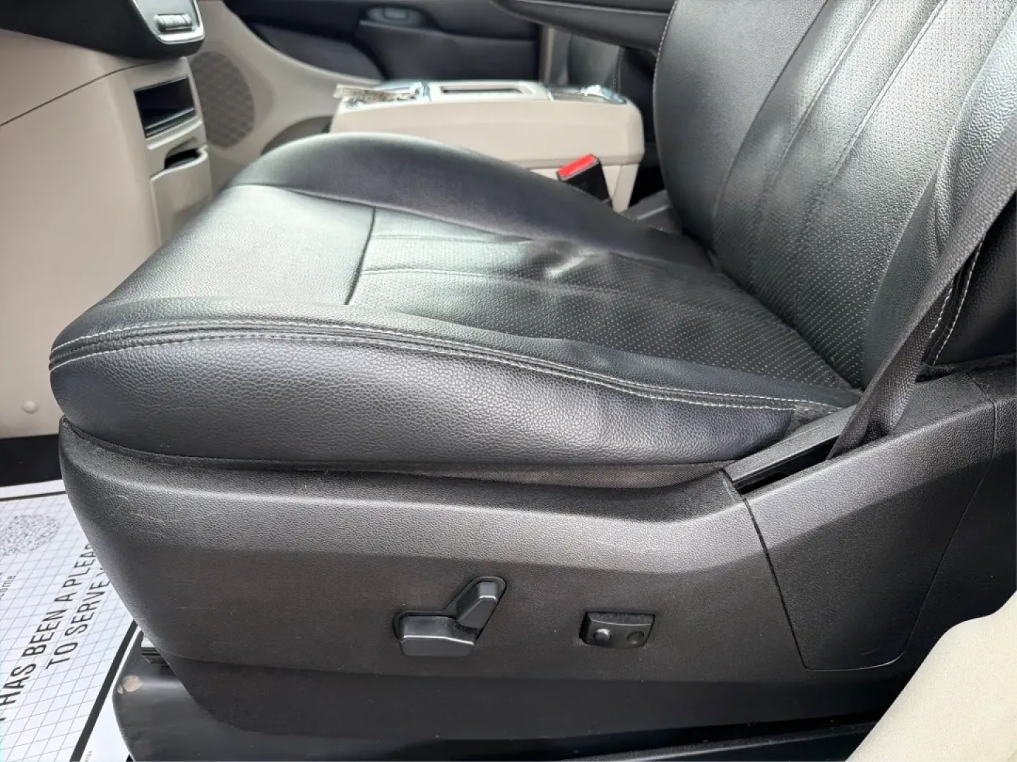 2016 Chrysler Town and Country Touring-L Anniversary Edition (2C4RC1CG8GR) with an Pentastar 3.6L V-6 DOHC engine, 6A transmission, located at 401 Woodman Dr, Riverside, OH, 45431, (937) 908-9800, 39.760899, -84.123421 - Experience the ultimate in family-friendly transportation with the 2016 Chrysler Town and Country, available now at Advantage Car and Credit in Riverside, OH! This exceptional passenger van is perfect for those seeking both versatility and comfort, making it an ideal choice for growing families, w - Photo#18