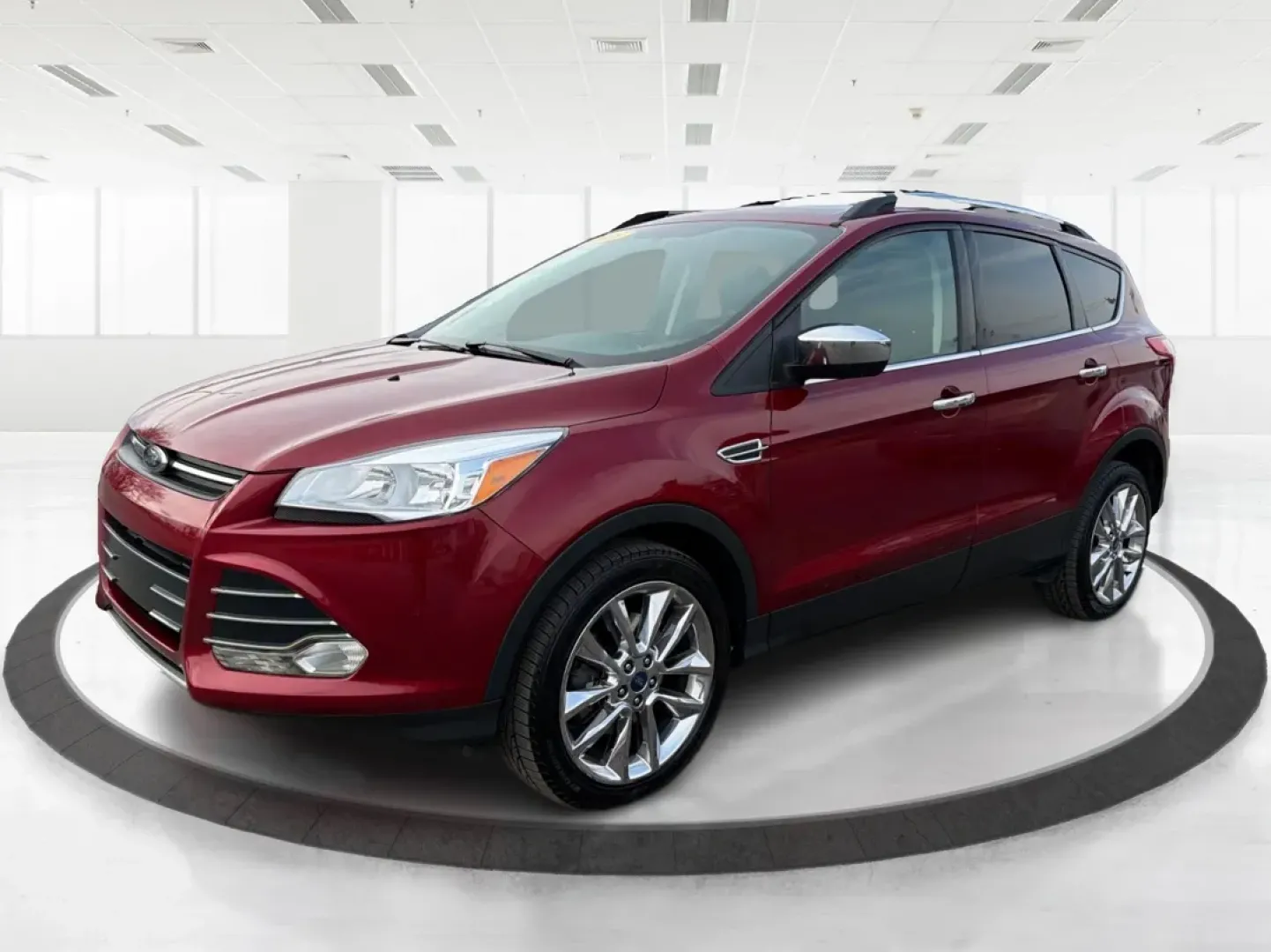 2015 Ford Escape SE (1FMCU0G93FU) with an 2.0L L4 DOHC 16V engine, 6-Speed Automatic transmission, located at 4508 South Dixie Dr, Moraine, OH, 45439, (937) 908-9800, 39.689976, -84.218452 - Are you looking for a vehicle that perfectly balances style, comfort, and functionality for your next family road trip or daily commute? Look no further than this stunning 2015 Ford Escape SE, available now at Advantage Car and Credit in Moraine, OH! This versatile SUV is designed to meet the demand - Photo#8