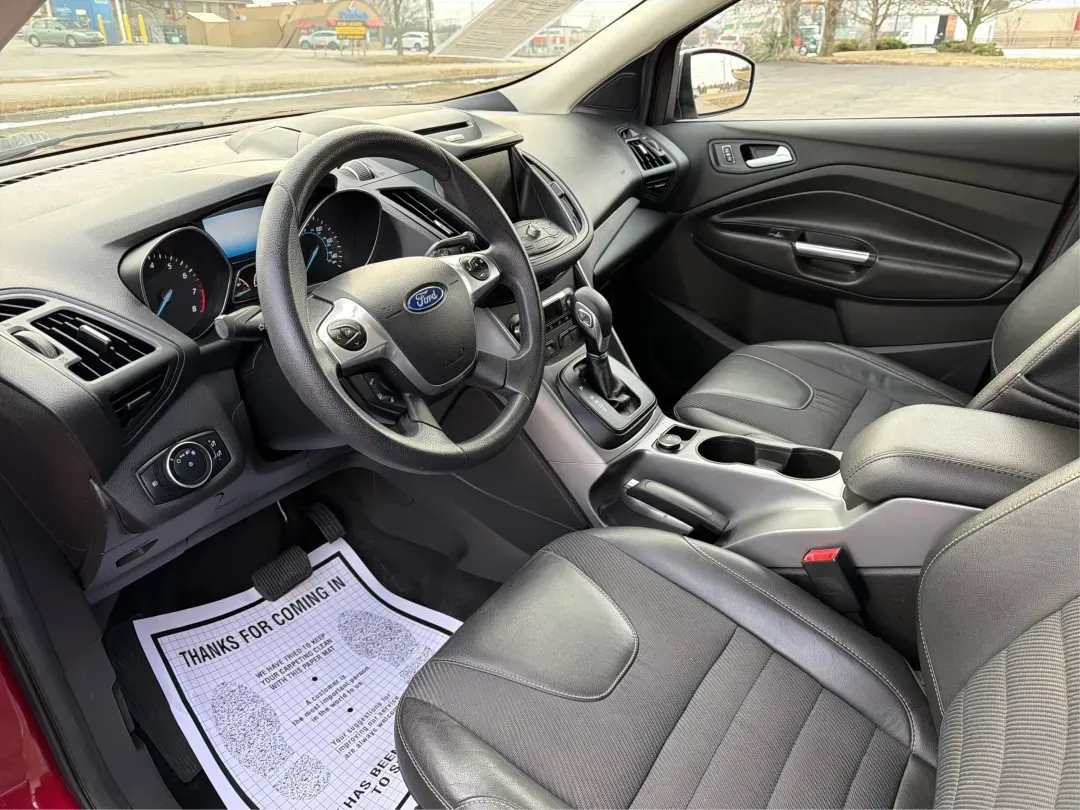 2015 Ford Escape SE (1FMCU0G93FU) with an Other engine, located at 4508 South Dixie Dr, Moraine, OH, 45439, (937) 908-9800, 39.689976, -84.218452 - Are you looking for a vehicle that perfectly balances style, comfort, and functionality for your next family road trip or daily commute? Look no further than this stunning 2015 Ford Escape SE, available now at Advantage Car and Credit in Moraine, OH! This versatile SUV is designed to meet the demand - Photo#9