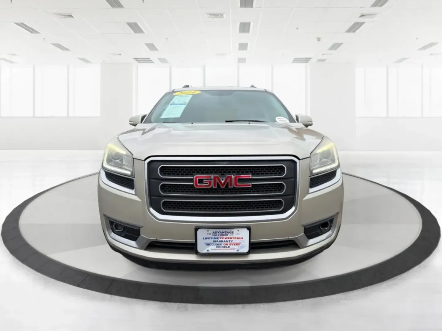 2014 GMC Acadia SLT-1 (1GKKVRKDXEJ) with an 3.6L V-6 gasoline direct injection engine, located at 8750 N County Rd 25A, Piqua, OH, 45356, (937) 908-9800, 40.164391, -84.232513 - **Discover Your Adventure with the 2014 GMC Acadia SLT-1 at Advantage Car and Credit - Piqua!**<br /> <br /> Are you ready for your next family road trip or weekend adventure? The 2014 GMC Acadia SLT-1 is the perfect SUV to elevate your lifestyle, combining spacious comfort and advanced features to - Photo#7