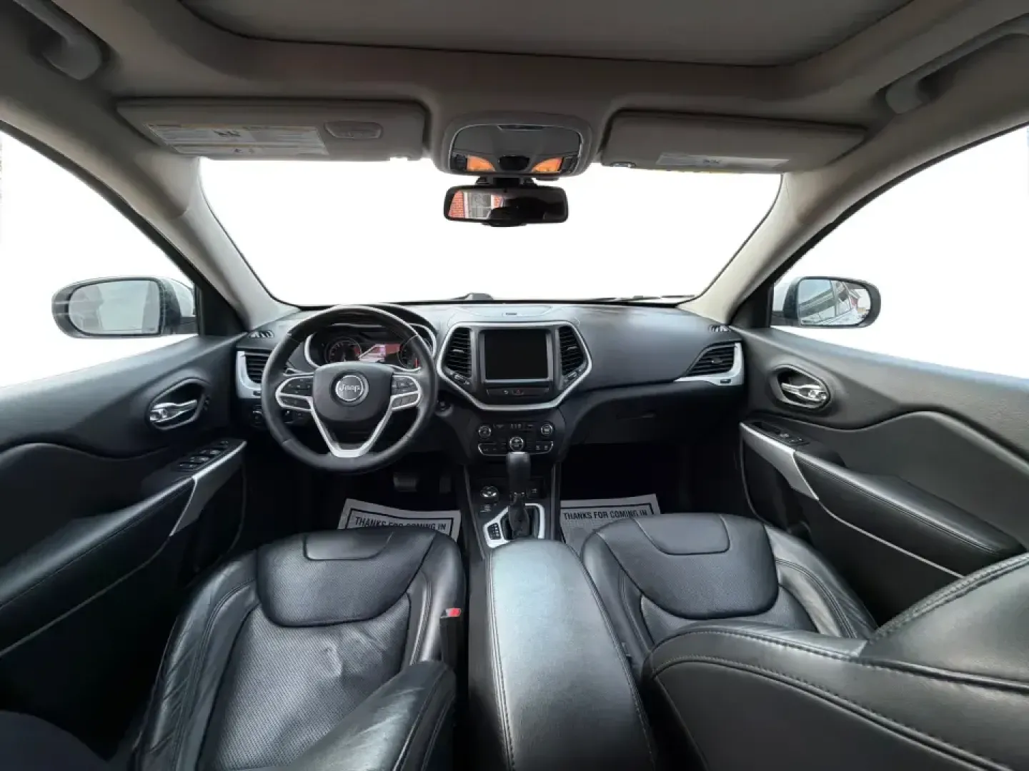 2017 Jeep Cherokee Overland 4x4 (1C4PJMJS9HW) with an Pentastar 3.2L V-6 DOHC engine, 9A transmission, located at 8750 N County Rd 25A, Piqua, OH, 45356, (937) 908-9800, 40.164391, -84.232513 - Looking for the perfect vehicle to elevate your family adventures or make daily commutes a breeze? Look no further than this stunning 2017 Jeep Cherokee Overland 4x4, available now at Advantage Car and Credit Piqua. With the versatile blend of a comfortable sport utility design and advanced feature - Photo#21