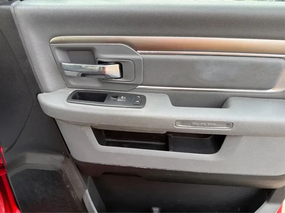 2019 Ram 1500 Big Horn Crew Cab 4x4 5'7 Box (1C6RR7LT5KS) with an HEMI 5.7L V-8 variable valve control engine, 8A transmission, located at 1951 S Dayton Lakeview Rd., New Carlisle, OH, 45344, (937) 908-9800, 39.890999, -84.050255 - **Hit the Road with Confidence: Your 2019 Ram 1500 Awaits at Advantage Car and Credit!**<br /> <br /> Are you ready to elevate your adventures, whether you're hauling gear for a weekend getaway or tackling daily commutes? Look no further than the stunning **2019 Ram 1500 Big Horn Crew Cab** availabl - Photo#19