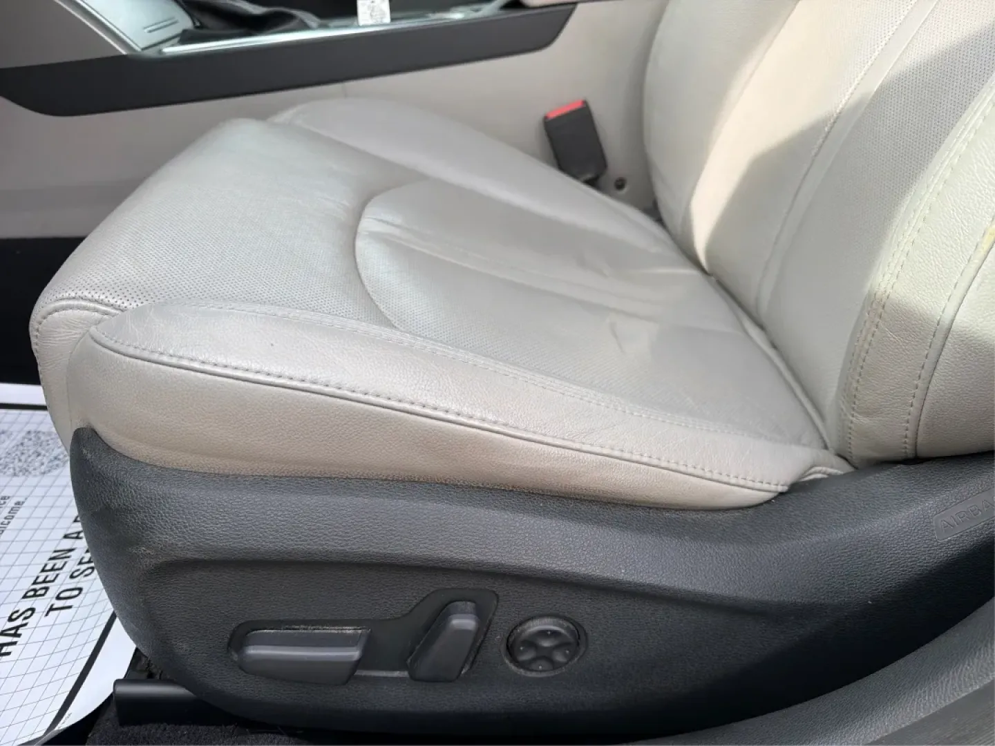 2015 Hyundai Sonata Limited (5NPE34AF8FH) with an 2.4L I-4 gasoline direct injection engine, 6-Speed Automatic transmission, located at 8750 N County Rd 25A, Piqua, OH, 45356, (937) 908-9800, 40.164391, -84.232513 - Are you in the market for a dependable vehicle that perfectly balances comfort, style, and performance? Look no further than the 2015 Hyundai Sonata Limited, available now at Advantage Car and Credit - Piqua. Whether you're commuting to work, running errands around town, or planning a family road tr - Photo#17