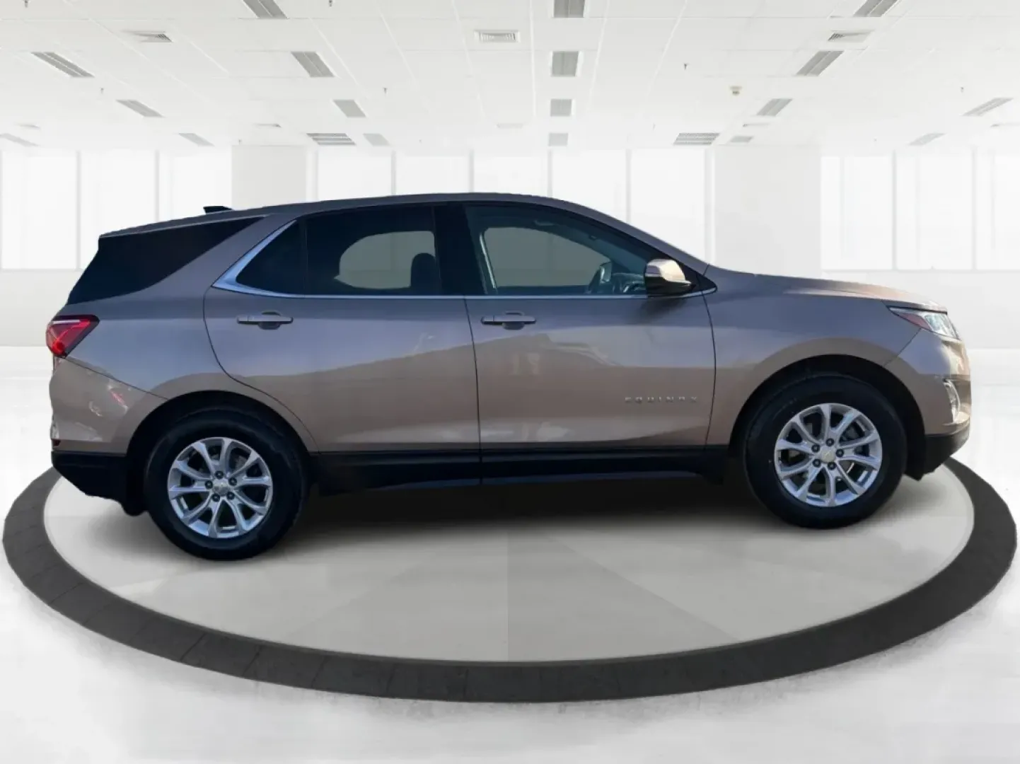 2018 Chevrolet Equinox LT (3GNAXJEV9JL) with an 1.5L I-4 gasoline direct injection engine, 6A transmission, located at 4508 South Dixie Dr, Moraine, OH, 45439, (937) 908-9800, 39.689976, -84.218452 - Experience the perfect balance of style, comfort, and functionality with the 2018 Chevrolet Equinox LT, available now at Advantage Car and Credit in Moraine, OH. This SUV is not just a vehicle; it's your companion for weekend getaways, school runs, and daily commutes. With a spacious interior design - Photo#1
