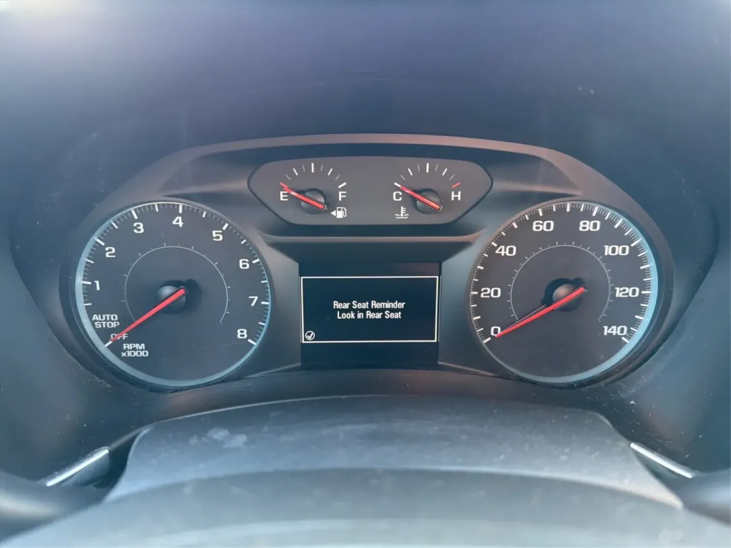 2018 Chevrolet Equinox LT (3GNAXJEV9JL) with an 1.5L I-4 gasoline direct injection engine, 6A transmission, located at 4508 South Dixie Dr, Moraine, OH, 45439, (937) 908-9800, 39.689976, -84.218452 - Experience the perfect balance of style, comfort, and functionality with the 2018 Chevrolet Equinox LT, available now at Advantage Car and Credit in Moraine, OH. This SUV is not just a vehicle; it's your companion for weekend getaways, school runs, and daily commutes. With a spacious interior design - Photo#15