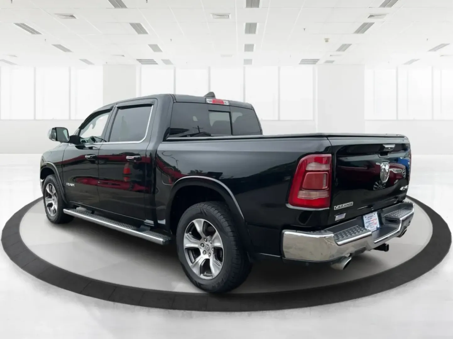 2019 Ram 1500 Laramie Crew Cab SWB 4WD (1C6SRFJT5KN) with an 5.7L V8 OHV 16V engine, 8-Speed Automatic transmission, located at 1951 S Dayton Lakeview Rd., New Carlisle, OH, 45344, (937) 908-9800, 39.890999, -84.050255 - **Unleash Your Adventures with the 2019 Ram 1500 Laramie Crew Cab Perfect for Work and Play!**<br /> <br /> Are you ready to elevate your daily driving experience? Look no further than this stunning 2019 Ram 1500 Laramie Crew Cab, a vehicle designed to enhance your lifestyle whether you're commutin - Photo#4