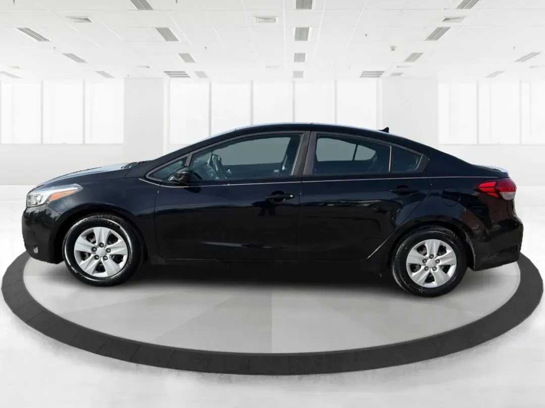 2017 Kia Forte LX (3KPFK4A79HE) with an 2L I-4 DOHC engine, located at 1184 Kauffman Ave, Fairborn, OH, 45324, (937) 908-9800, 39.807072, -84.030914 - 2017 Kia Forte LX - Photo#5