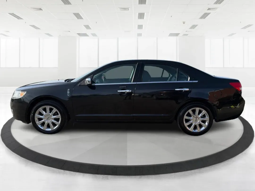 2011 Lincoln MKZ Base (3LNHL2GC5BR) with an Other engine, located at 401 Woodman Dr, Riverside, OH, 45431, (937) 908-9800, 39.760899, -84.123421 - 2011 Lincoln MKZ Base - Photo#5