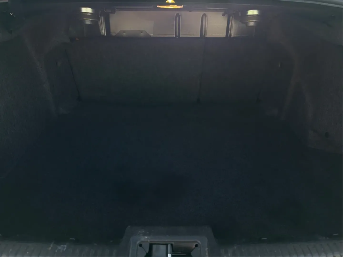 2011 Lincoln MKZ Base (3LNHL2GC5BR) with an 3.5L V6 DOHC 24V engine, 6-Speed Automatic transmission, located at 401 Woodman Dr, Riverside, OH, 45431, (937) 908-9800, 39.760899, -84.123421 - **Elevate Your Commute with the 2011 Lincoln MKZ at Advantage Car and Credit - Riverside!**<br /> <br /> Ready to transform your daily drive into a luxurious experience? The 2011 Lincoln MKZ is the perfect vehicle for those seeking comfort without compromising on style. With its sleek black exterior - Photo#12