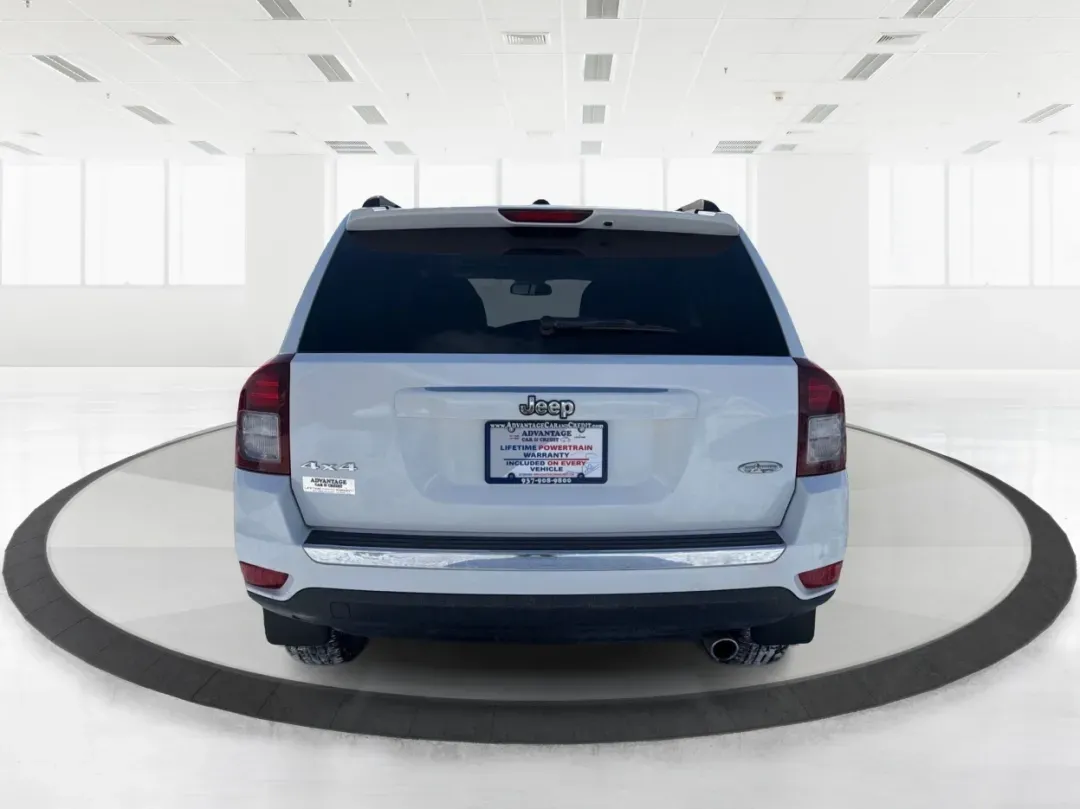 2016 Jeep Compass High Altitude Edition (1C4NJDEB4GD) with an 2.4L I-4 DOHC engine, located at 4508 South Dixie Dr, Moraine, OH, 45439, (937) 908-9800, 39.689976, -84.218452 - 2016 Jeep Compass High Altitude Edition - Photo#3