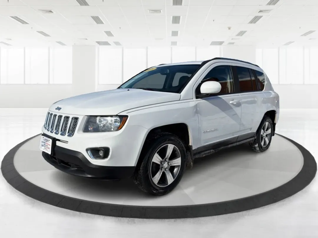 2016 Jeep Compass High Altitude Edition (1C4NJDEB4GD) with an 2.4L I-4 DOHC engine, located at 4508 South Dixie Dr, Moraine, OH, 45439, (937) 908-9800, 39.689976, -84.218452 - 2016 Jeep Compass High Altitude Edition - Photo#8