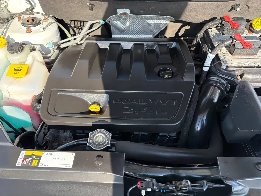 2016 Jeep Compass High Altitude Edition (1C4NJDEB4GD) with an 2.4L I-4 DOHC engine, located at 4508 South Dixie Dr, Moraine, OH, 45439, (937) 908-9800, 39.689976, -84.218452 - 2016 Jeep Compass High Altitude Edition - Photo#11