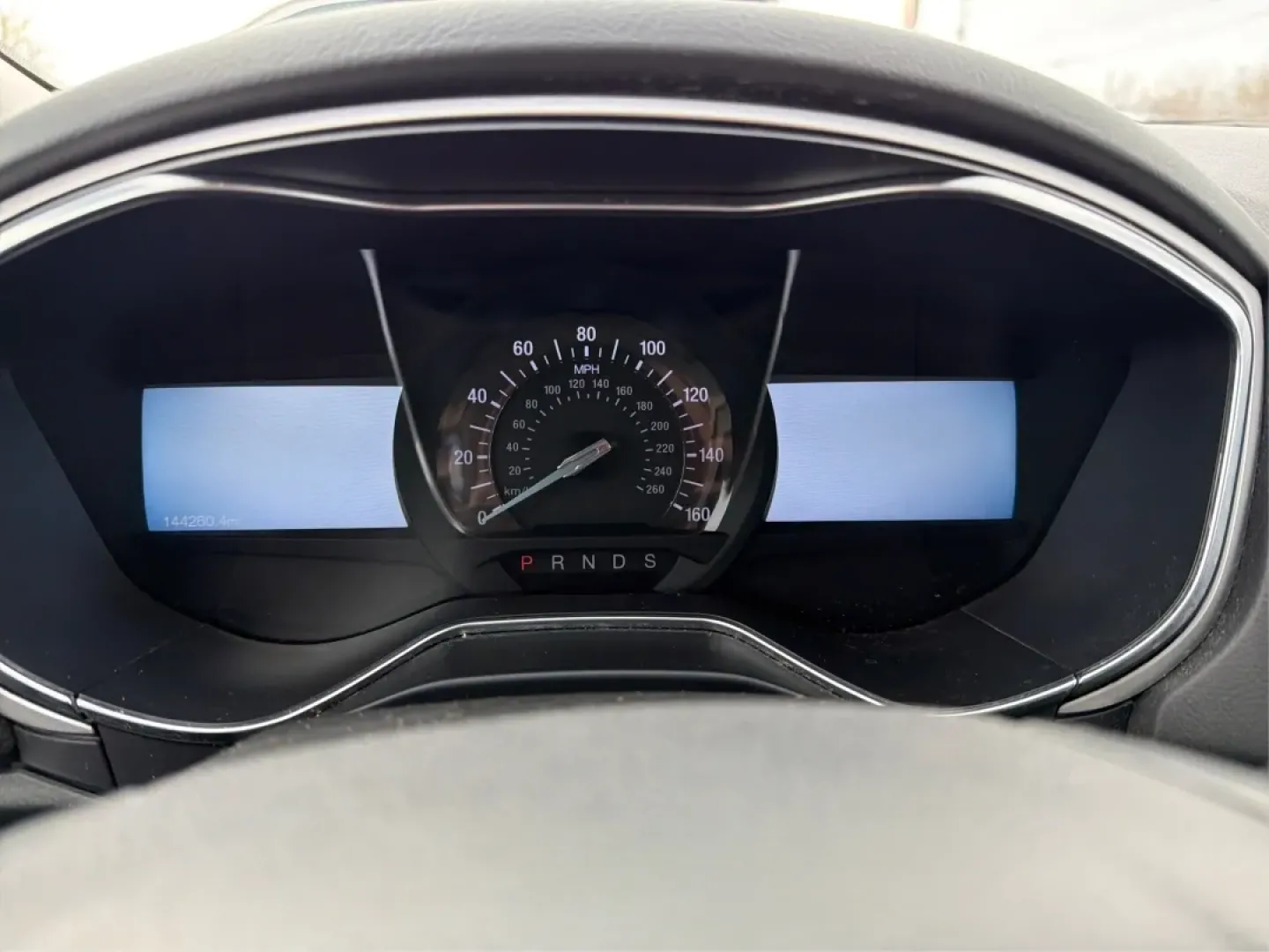 2015 Ford Fusion SE (3FA6P0H78FR) with an 2.5L L4 DOHC 16V engine, Automatic transmission, located at 4508 South Dixie Dr, Moraine, OH, 45439, (937) 908-9800, 39.689976, -84.218452 - Discover the perfect blend of style, comfort, and reliability with this stunning 2015 Ford Fusion SE, available now at Advantage Car and Credit in Moraine, OH! Whether you're commuting to work, shuttling kids to school, or embarking on weekend adventures, this sleek sedan is designed to fit seamless - Photo#14