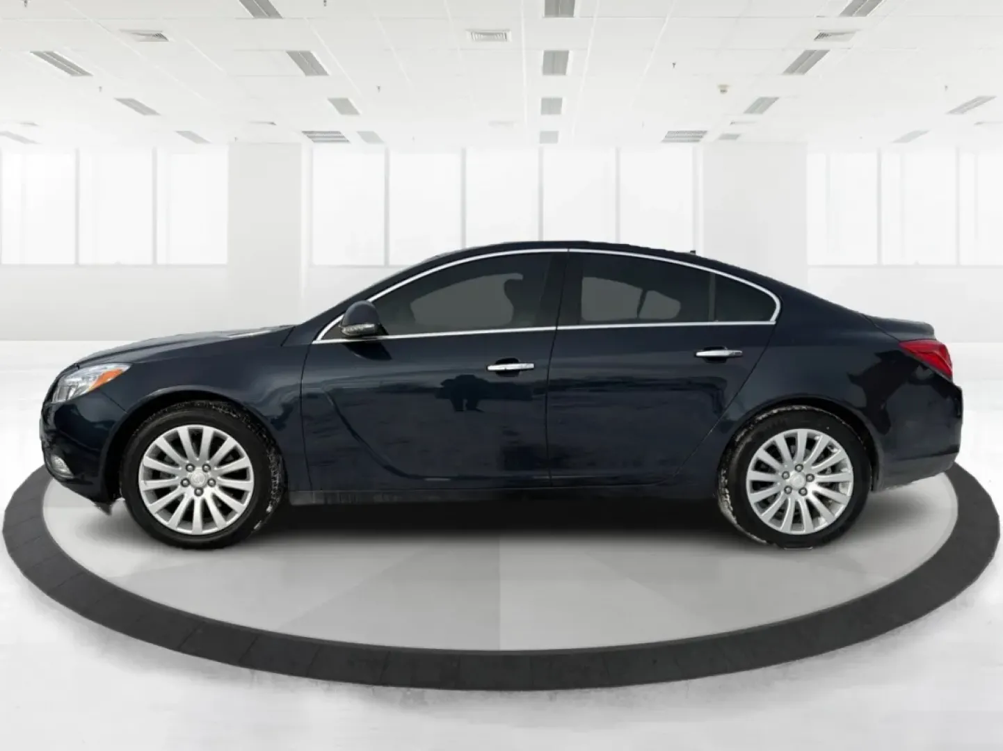 2013 Buick Regal Turbo - Premium 1 (2G4GS5EV0D9) with an ECOTEC 2L I-4 gasoline direct injection engine, 6-Speed Automatic transmission, located at 1951 S Dayton Lakeview Rd., New Carlisle, OH, 45344, (937) 908-9800, 39.890999, -84.050255 - **Experience Luxury and Performance with the 2013 Buick Regal Turbo - Premium 1 at Advantage Car and Credit in New Carlisle!**<br /> <br /> If you're looking for a versatile sedan that combines luxury, performance, and affordability, the 2013 Buick Regal Turbo - Premium 1 is the perfect fit for you. - Photo#5