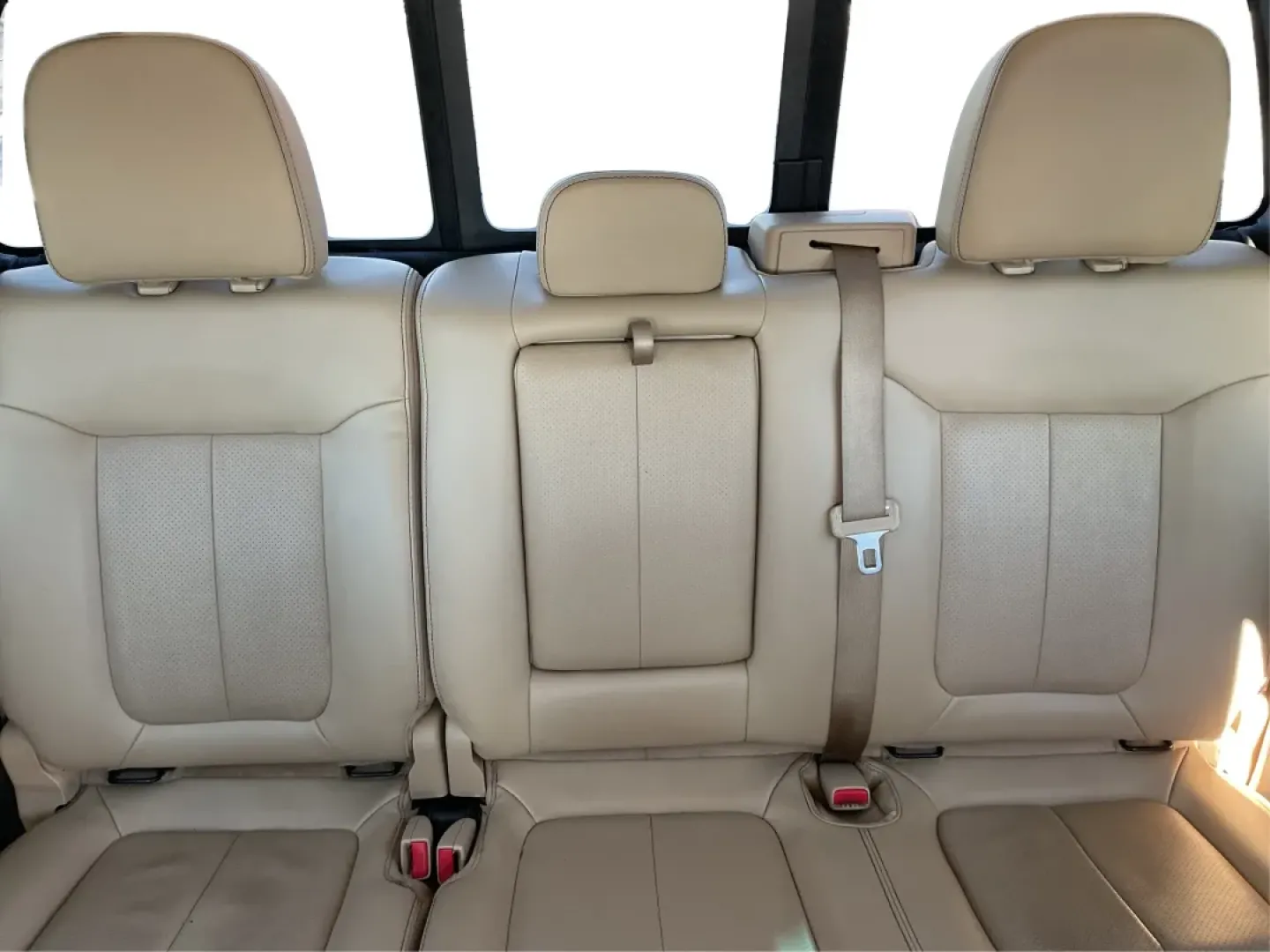 2014 Ford F-150 (1FTFW1ETXEK) with an Other engine, located at 1230 East Main St, Xenia, OH, 45385, (937) 908-9800, 39.688026, -83.910172 - **Unleash Your Adventures with the 2014 Ford F-150 LARIAT: The Ultimate Truck for Every Lifestyle!**<br /> <br /> Are you in search of a versatile vehicle that can handle everything from weekend adventures to daily commutes? Look no further! The 2014 Ford F-150 LARIAT is a reliable and rugged truck - Photo#13