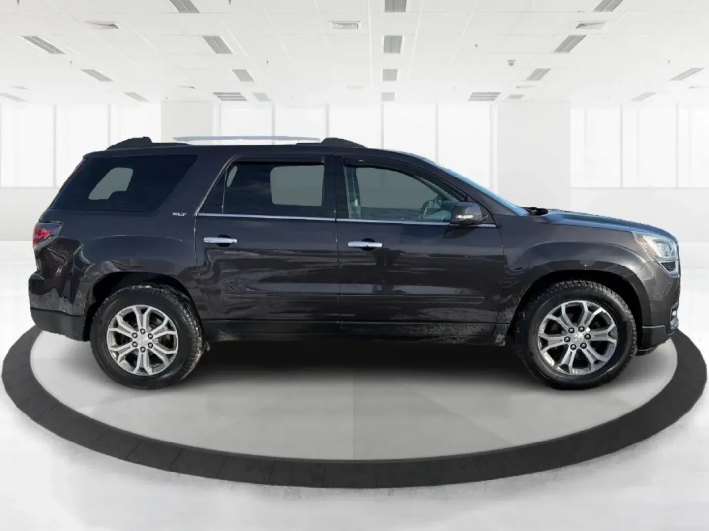 2015 GMC Acadia SLT-1 (1GKKVRKD6FJ) with an 3.6L V-6 gasoline direct injection engine, located at 1230 East Main St, Xenia, OH, 45385, (937) 908-9800, 39.688026, -83.910172 - **Experience Adventure and Comfort with the 2015 GMC Acadia at Advantage Car and Credit - Xenia!**<br /> <br /> Are you searching for the perfect vehicle to accommodate your growing family, make weekend adventures a breeze, or tackle your daily commute with style? Look no further than this stunning - Photo#1