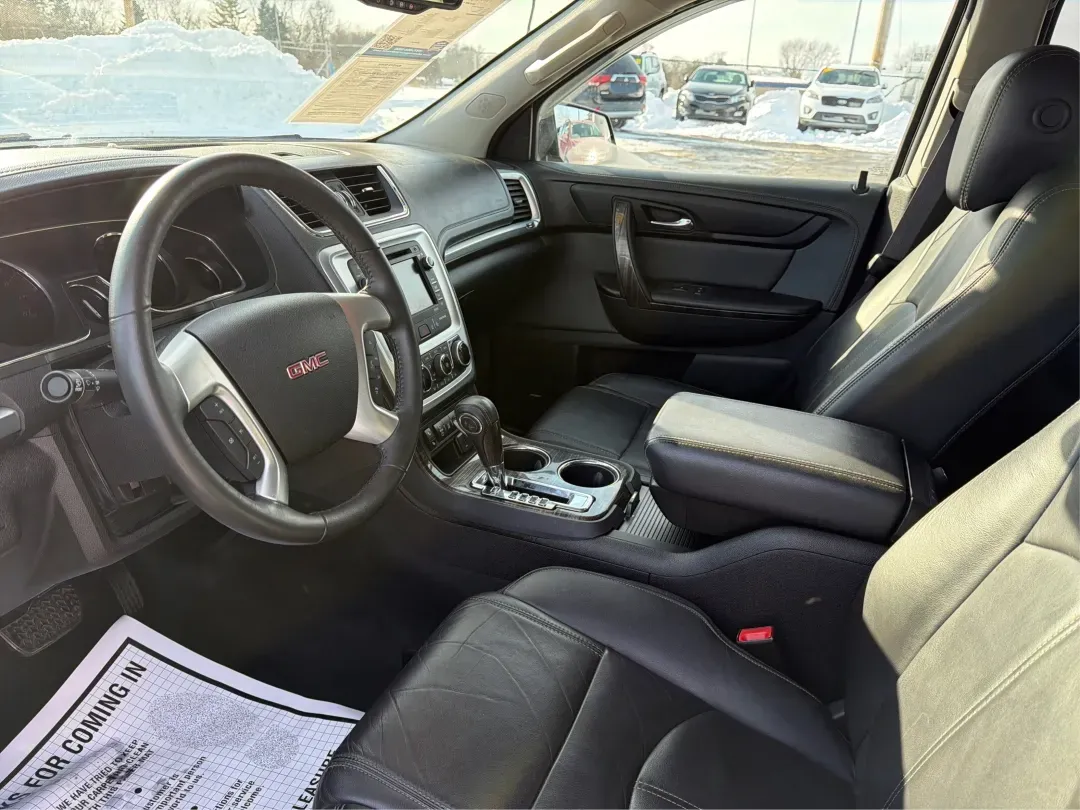 2015 GMC Acadia SLT-1 (1GKKVRKD6FJ) with an 3.6L V-6 gasoline direct injection engine, located at 1230 East Main St, Xenia, OH, 45385, (937) 908-9800, 39.688026, -83.910172 - Third Row - Photo#9