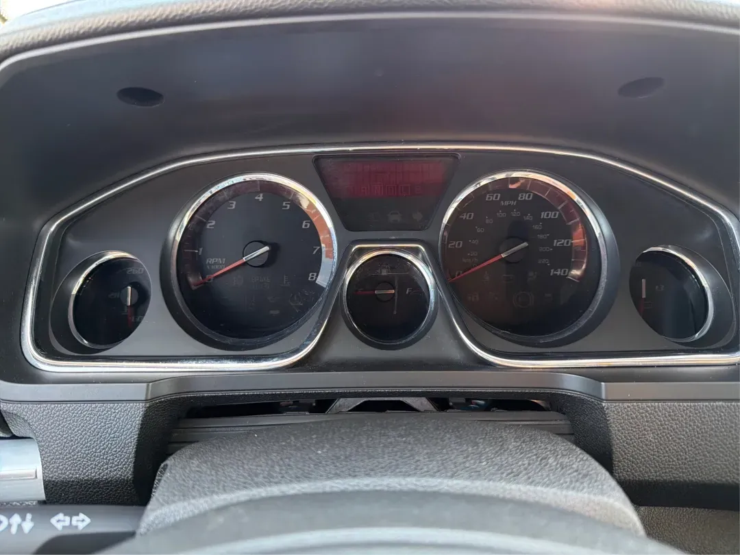 2015 GMC Acadia SLT-1 (1GKKVRKD6FJ) with an 3.6L V-6 gasoline direct injection engine, located at 1230 East Main St, Xenia, OH, 45385, (937) 908-9800, 39.688026, -83.910172 - Third Row - Photo#15