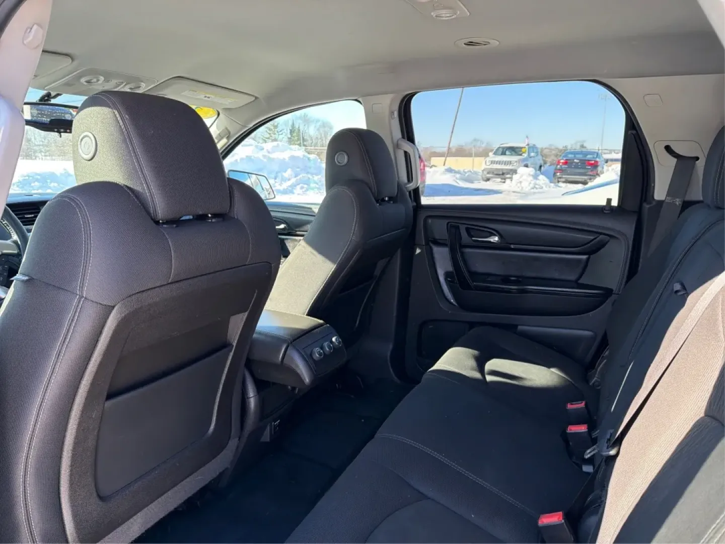 2016 GMC Acadia SLE-1 (1GKKVNED4GJ) with an 3.6L V-6 gasoline direct injection engine, 6A transmission, located at 1099 N County Rd 25A , Troy, OH, 45373, (937) 908-9800, 40.057079, -84.212883 - **Adventure Awaits with the 2016 GMC Acadia at Advantage Car and Credit - Troy!**<br /> <br /> When it comes to family outings or weekend getaways, the 2016 GMC Acadia is your perfect travel companion. Designed for those who crave the ideal blend of comfort, space, and versatility, this SUV is just - Photo#10