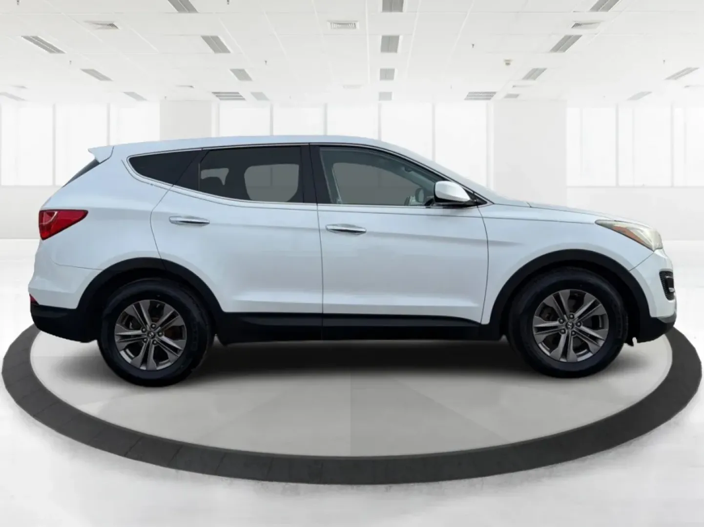 2013 Hyundai Santa Fe Sport (5XYZT3LB2DG) with an Theta II 2.4L I-4 gasoline direct injection engine, 6-Speed Automatic transmission, located at 1184 Kauffman Ave, Fairborn, OH, 45324, (937) 908-9800, 39.807072, -84.030914 - **Adventure Awaits: Drive the 2013 Hyundai Santa Fe Sport in Fairborn, OH!**<br /> <br /> Are you ready to elevate your lifestyle while enjoying the freedom of the open road? Look no further than the stunning 2013 Hyundai Santa Fe Sport, available now at Advantage Car and Credit in Fairborn, OH! Thi - Photo#1