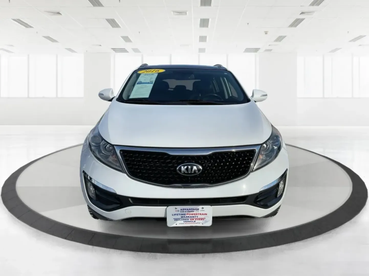2016 Kia Sportage EX (KNDPCCAC2G7) with an Theta II 2.4L I-4 gasoline direct injection engine, 6-Speed Automatic transmission, located at 8750 N County Rd 25A, Piqua, OH, 45356, (937) 908-9800, 40.164391, -84.232513 - ### Elevate Your Adventures with the 2016 Kia Sportage EX from Advantage Car and Credit - Piqua!<br /> <br /> Are you ready to embrace a lifestyle filled with adventure and comfort? Whether you're a growing family, a daily commuter, or someone who loves weekend getaways, the 2016 Kia Sportage EX is - Photo#7