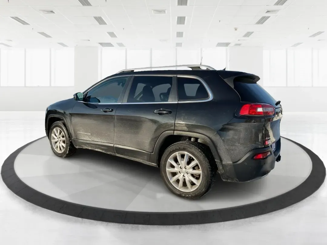 2014 Jeep Cherokee Limited (1C4PJMDS5EW) with an Other engine, located at 1099 N County Rd 25A , Troy, OH, 45373, (937) 908-9800, 40.057079, -84.212883 - 2014 Jeep Cherokee Limited - Photo#4