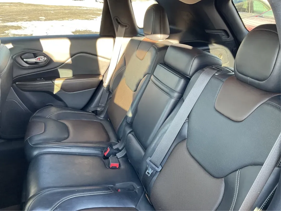 2014 Jeep Cherokee Limited (1C4PJMDS5EW) with an Other engine, located at 1099 N County Rd 25A , Troy, OH, 45373, (937) 908-9800, 40.057079, -84.212883 - 2014 Jeep Cherokee Limited - Photo#10