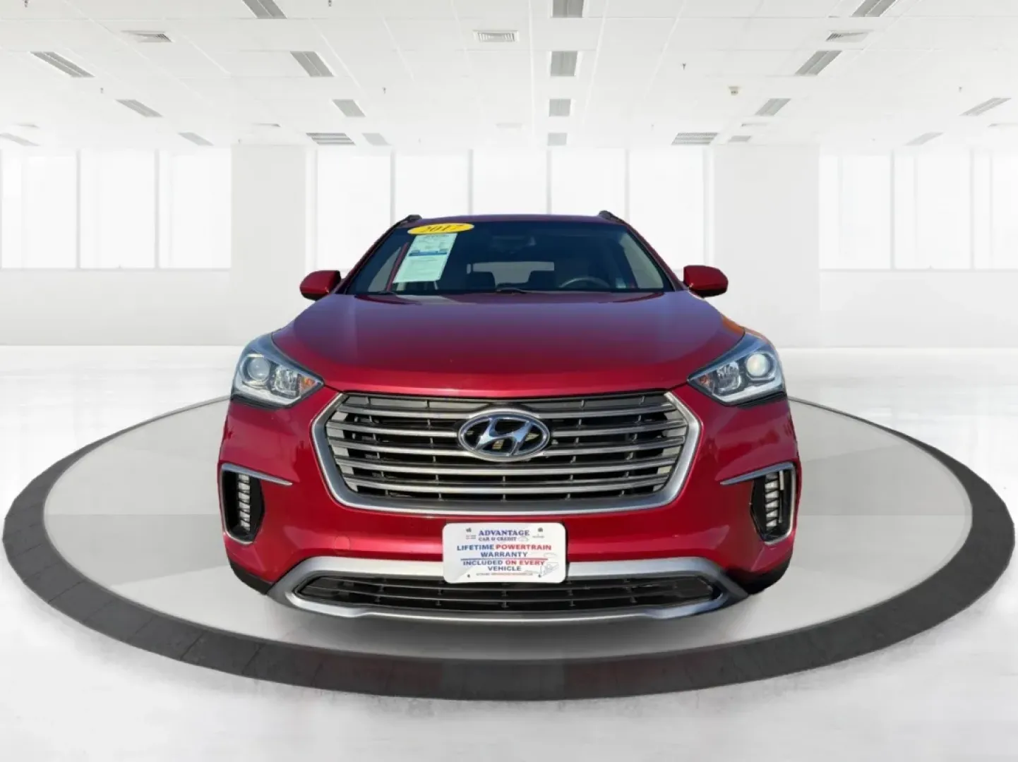 2017 Hyundai Santa Fe SE (KM8SMDHF0HU) with an 3.3L V-6 gasoline direct injection engine, 6A transmission, located at 1230 East Main St, Xenia, OH, 45385, (937) 908-9800, 39.688026, -83.910172 - **Adventure Awaits with This 2017 Hyundai Santa Fe SE - Your Ideal Family SUV!**<br /> <br /> Are you on the lookout for a versatile, spacious SUV that can easily accommodate your family's needs? Look no further than this stunning 2017 Hyundai Santa Fe SE, available now at Advantage Car and Credit i - Photo#7