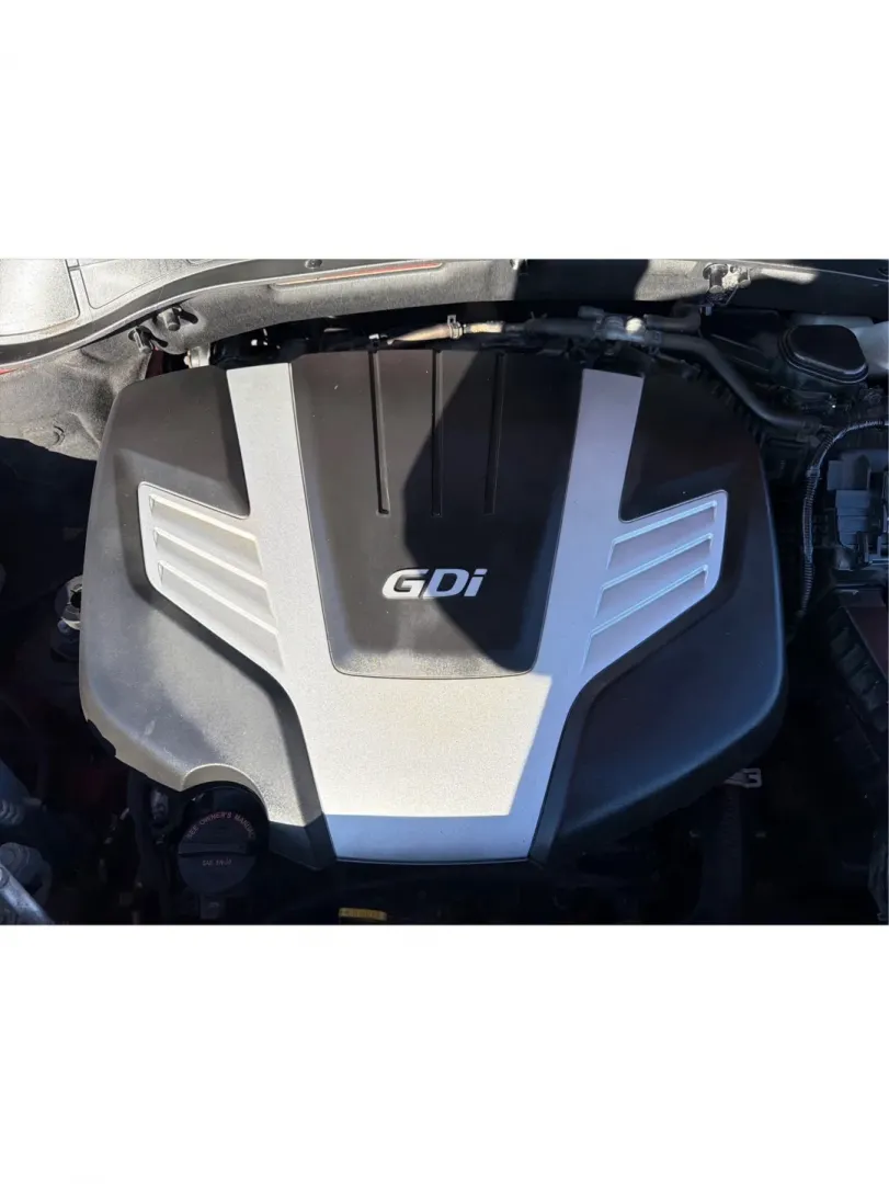 2017 Hyundai Santa Fe SE (KM8SMDHF0HU) with an 3.3L V-6 gasoline direct injection engine, located at 1230 East Main St, Xenia, OH, 45385, (937) 908-9800, 39.688026, -83.910172 - **Adventure Awaits with This 2017 Hyundai Santa Fe SE - Your Ideal Family SUV!**<br /> <br /> Are you on the lookout for a versatile, spacious SUV that can easily accommodate your family's needs? Look no further than this stunning 2017 Hyundai Santa Fe SE, available now at Advantage Car and Credit i - Photo#11