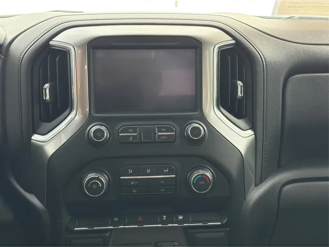 2020 Chevrolet Silverado 1500 4WD Double Cab Standard Bed LT (1GCRYDED6LZ) with an Other engine, located at 8750 N County Rd 25A, Piqua, OH, 45356, (937) 908-9800, 40.164391, -84.232513 - 2020 Chevrolet Silverado 1500 4WD Double Cab Standard Bed LT - Photo#13