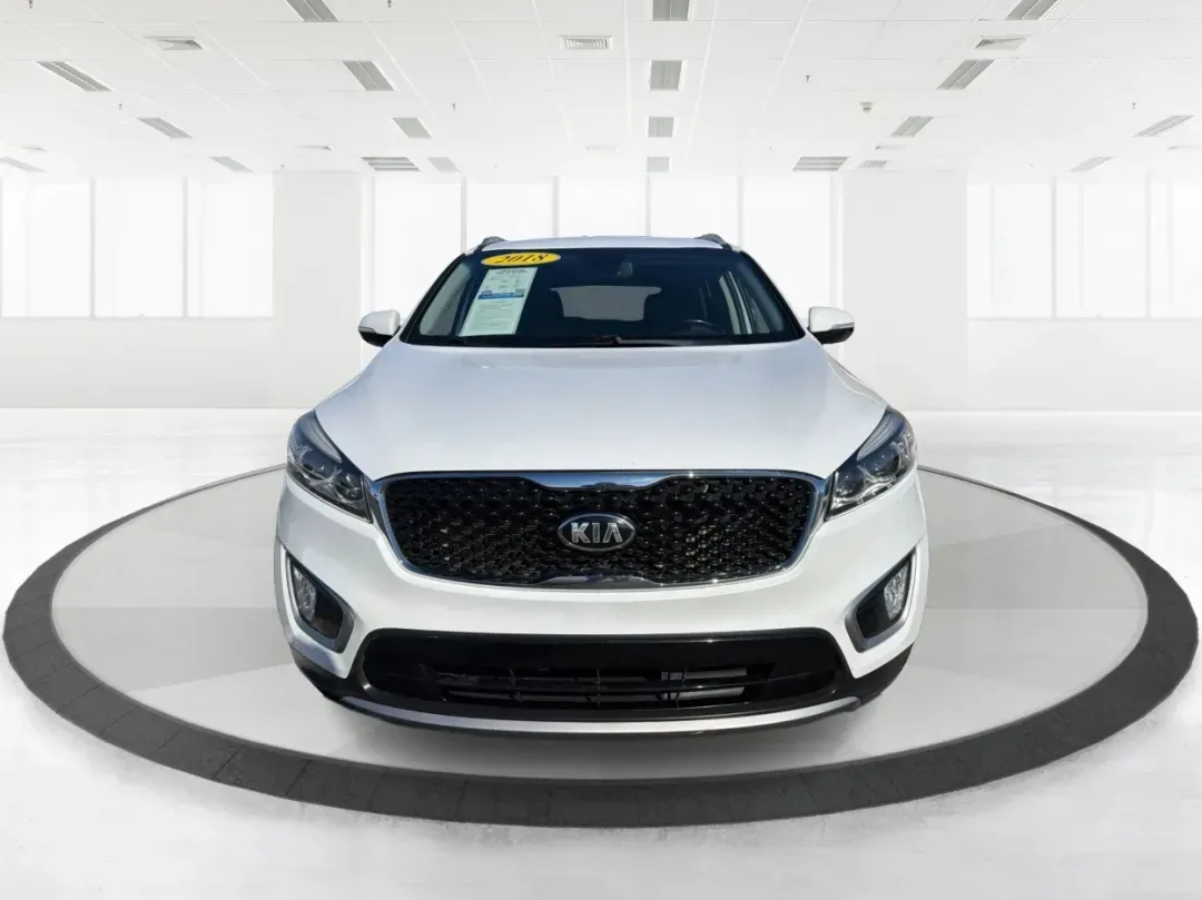 2018 Kia Sorento 2.0T EX (5XYPHDA11JG) with an 2L I-4 gasoline direct injection engine, located at 880 E. National Road, Vandalia, OH, 45377, (937) 908-9800, 39.891918, -84.183594 - Experience the freedom of adventure with the 2018 Kia Sorento EX, available at Advantage Car and Credit in Vandalia, OH! This SUV is not just a vehicle; it's a companion for families, commuters, and weekend explorers alike. With its robust features and versatile design, the Sorento is perfect for ev - Photo#7