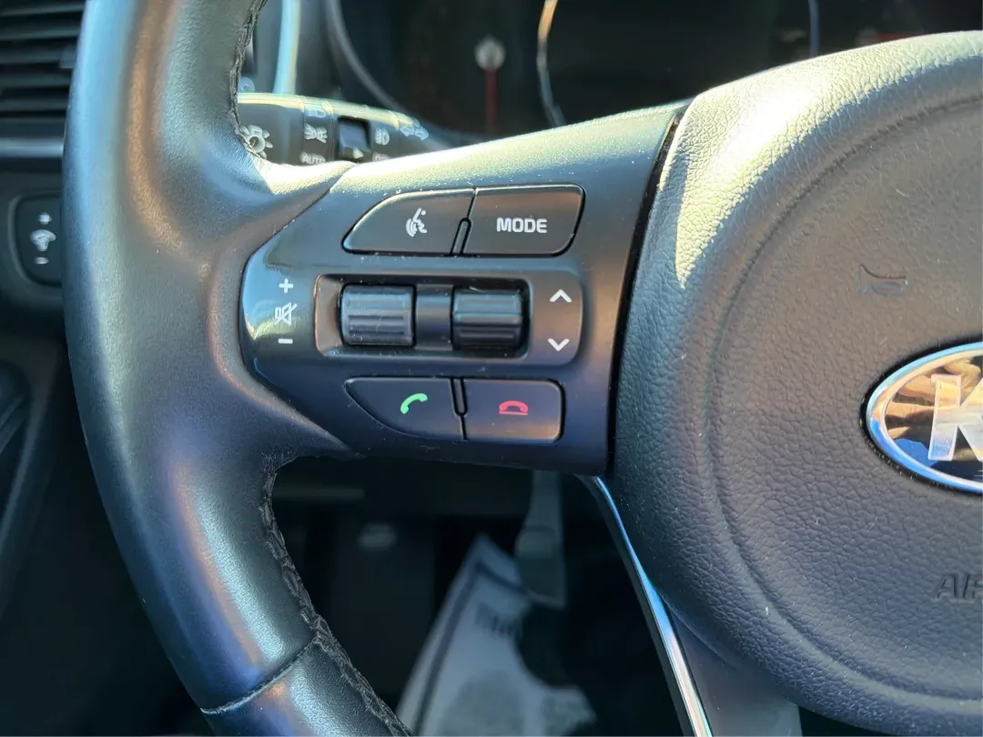 2018 Kia Sorento 2.0T EX (5XYPHDA11JG) with an 2L I-4 gasoline direct injection engine, located at 880 E. National Road, Vandalia, OH, 45377, (937) 908-9800, 39.891918, -84.183594 - Experience the freedom of adventure with the 2018 Kia Sorento EX, available at Advantage Car and Credit in Vandalia, OH! This SUV is not just a vehicle; it's a companion for families, commuters, and weekend explorers alike. With its robust features and versatile design, the Sorento is perfect for ev - Photo#16