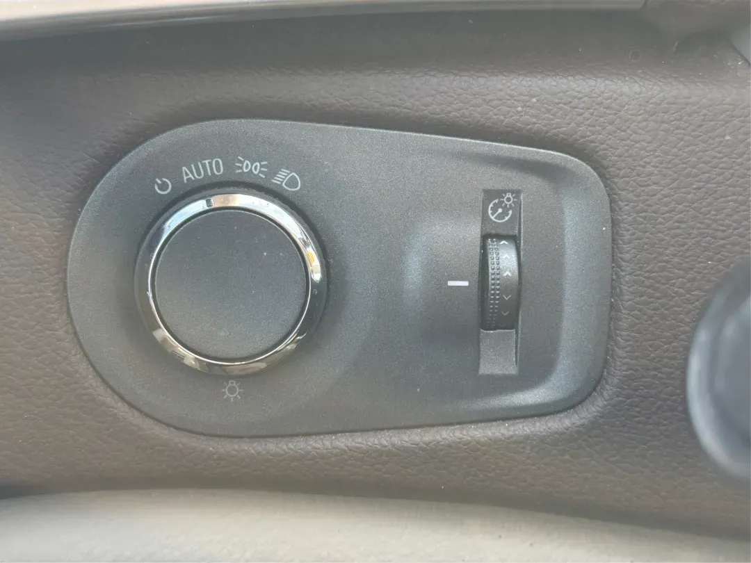 2011 Cadillac SRX Luxury Collection (3GYFNAEY4BS) with an Ecotec 3L V-6 gasoline direct injection engine, located at 401 Woodman Dr, Riverside, OH, 45431, (937) 908-9800, 39.760899, -84.123421 - 2011 Cadillac SRX Luxury Collection - Photo#17