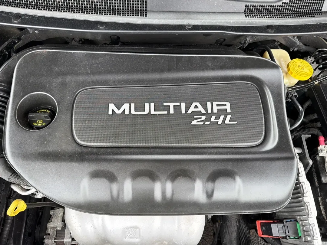 2016 Chrysler 200 S (1C3CCCBB9GN) with an Pentastar 3.6L V-6 DOHC engine, located at 1951 S Dayton Lakeview Rd., New Carlisle, OH, 45344, (937) 908-9800, 39.890999, -84.050255 - Elevate your driving experience and embrace adventure with the 2016 Chrysler 200 S, now available at Advantage Car and Credit, your trusted Buy Here Pay Here dealership located at 1951 S Dayton-Lakeview Rd, New Carlisle, OH 45344. Whether you're commuting through the bustling streets of New Carlisle - Photo#11