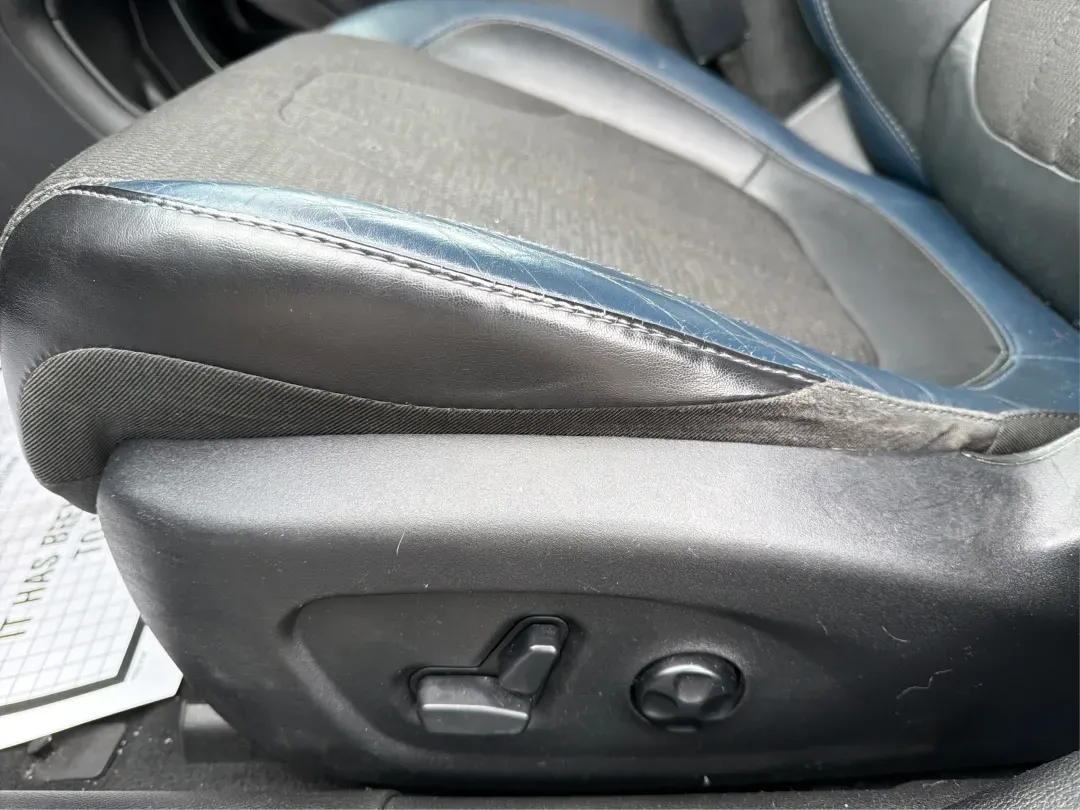 2016 Chrysler 200 S (1C3CCCBB9GN) with an Pentastar 3.6L V-6 DOHC engine, located at 1951 S Dayton Lakeview Rd., New Carlisle, OH, 45344, (937) 908-9800, 39.890999, -84.050255 - Elevate your driving experience and embrace adventure with the 2016 Chrysler 200 S, now available at Advantage Car and Credit, your trusted Buy Here Pay Here dealership located at 1951 S Dayton-Lakeview Rd, New Carlisle, OH 45344. Whether you're commuting through the bustling streets of New Carlisle - Photo#18