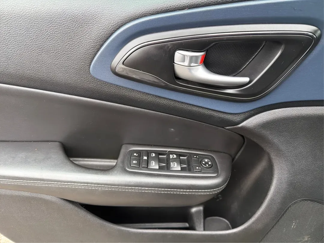 2016 Chrysler 200 S (1C3CCCBB9GN) with an Pentastar 3.6L V-6 DOHC engine, located at 1951 S Dayton Lakeview Rd., New Carlisle, OH, 45344, (937) 908-9800, 39.890999, -84.050255 - Elevate your driving experience and embrace adventure with the 2016 Chrysler 200 S, now available at Advantage Car and Credit, your trusted Buy Here Pay Here dealership located at 1951 S Dayton-Lakeview Rd, New Carlisle, OH 45344. Whether you're commuting through the bustling streets of New Carlisle - Photo#19